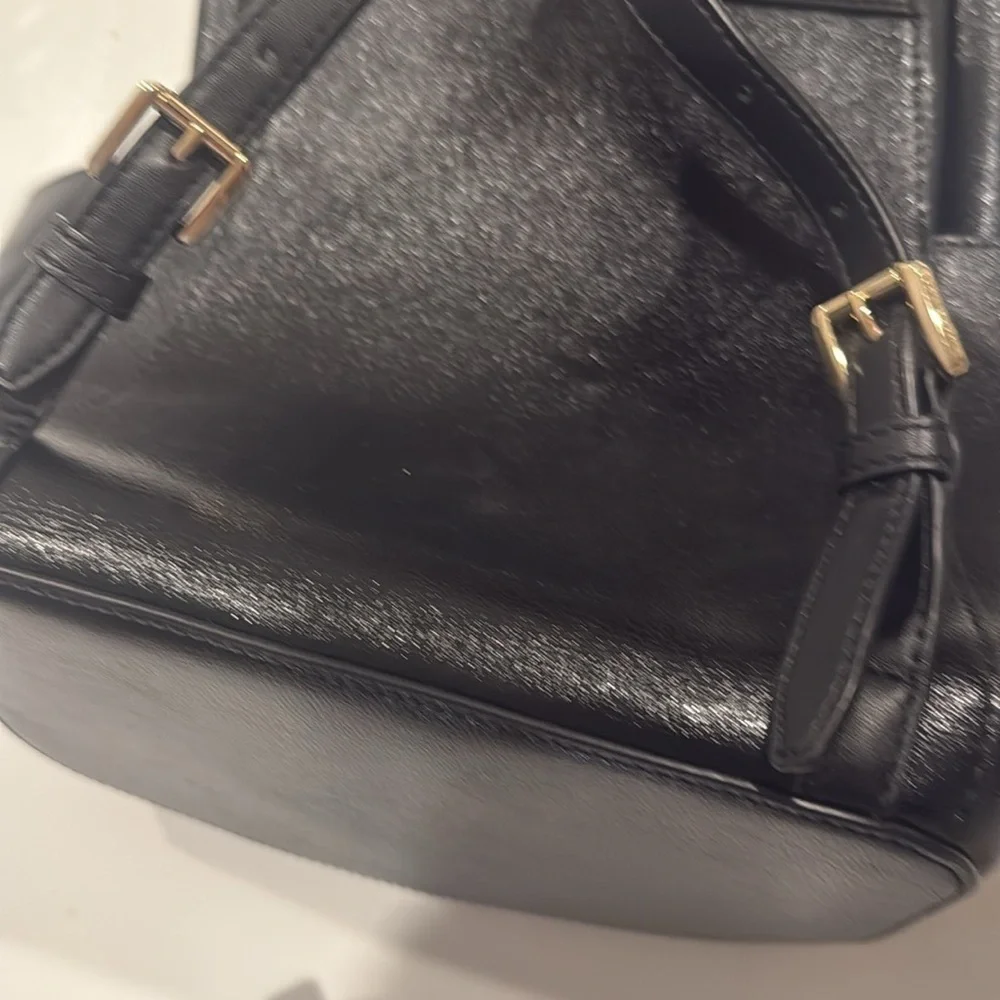 MICHAEL KORS MK LEATHER BLACK MEDIUM BACKPACK